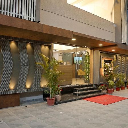Hotel The Grand อินดอร์ ภายนอก รูปภาพ